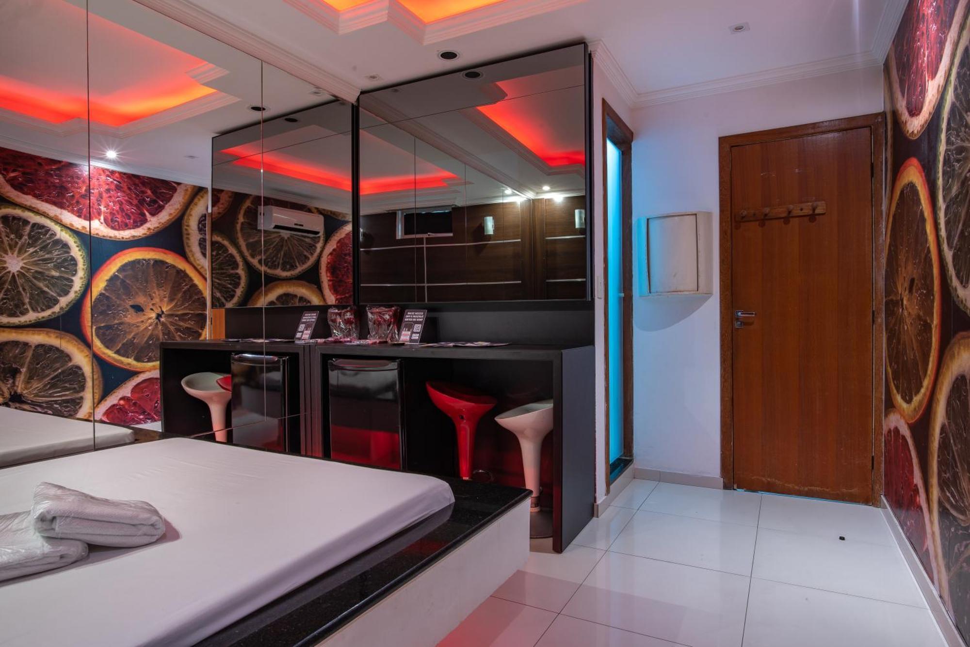 Motel Fantasy 2 (Adults Only) Contagem Exterior foto