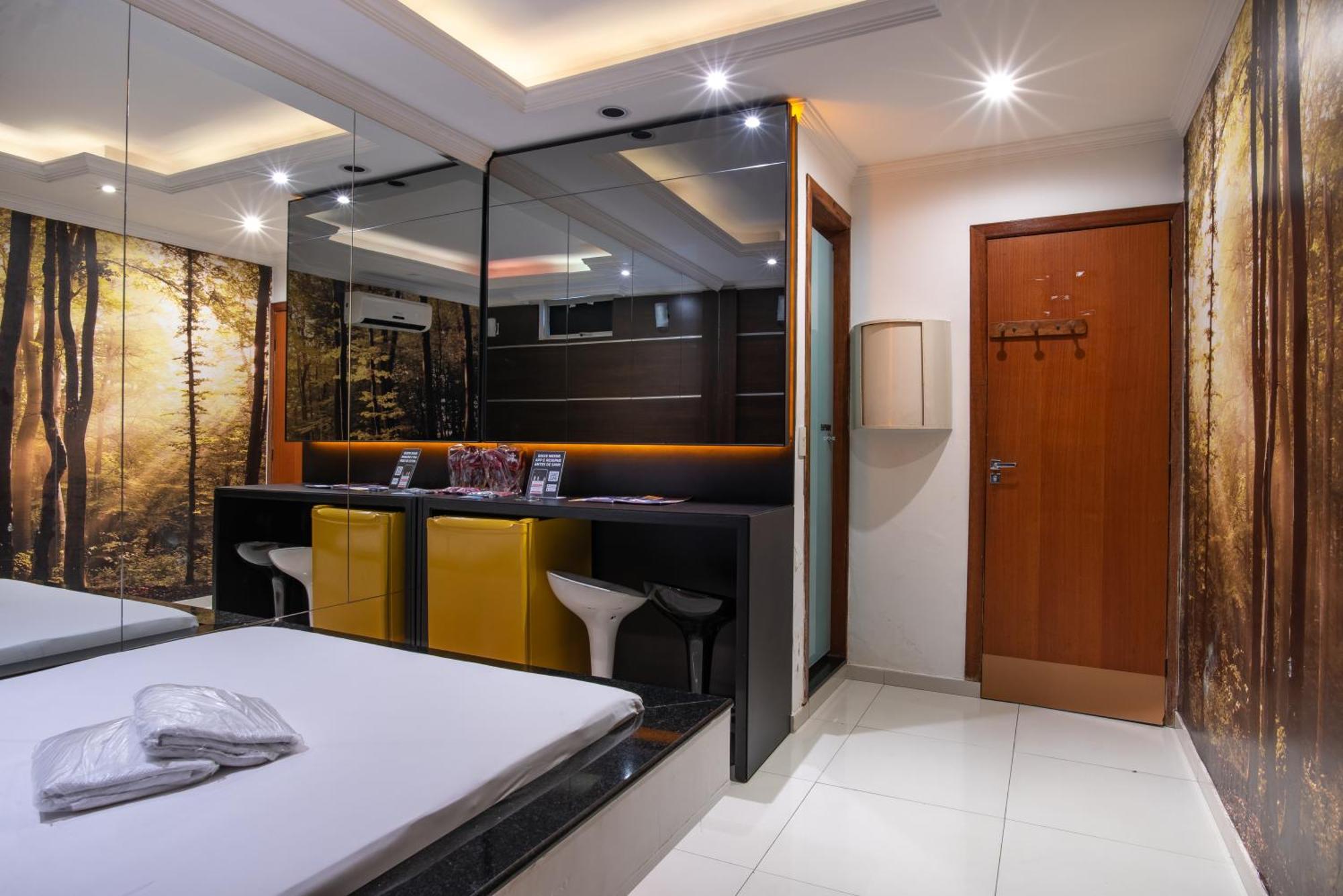Motel Fantasy 2 (Adults Only) Contagem Exterior foto