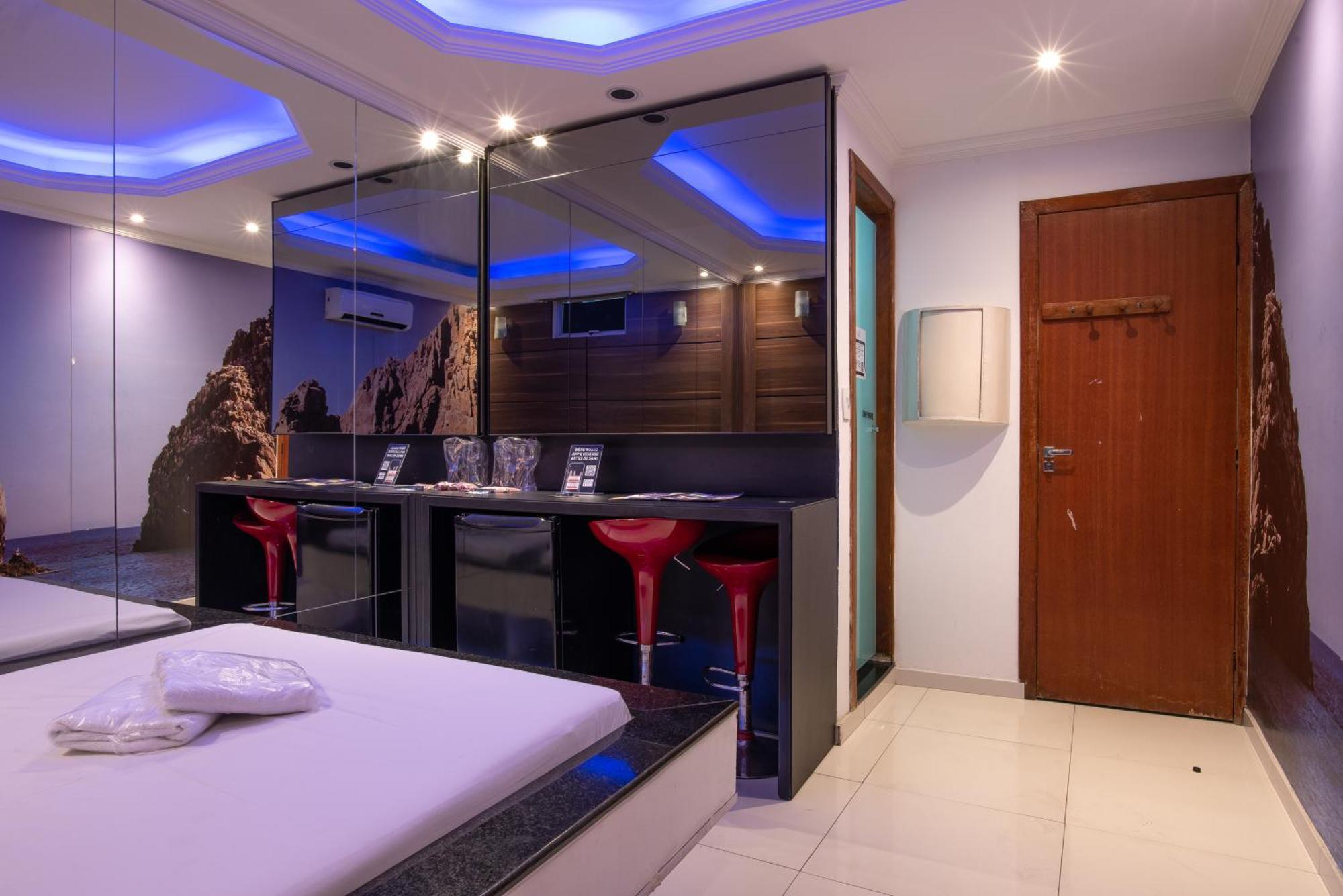 Motel Fantasy 2 (Adults Only) Contagem Exterior foto