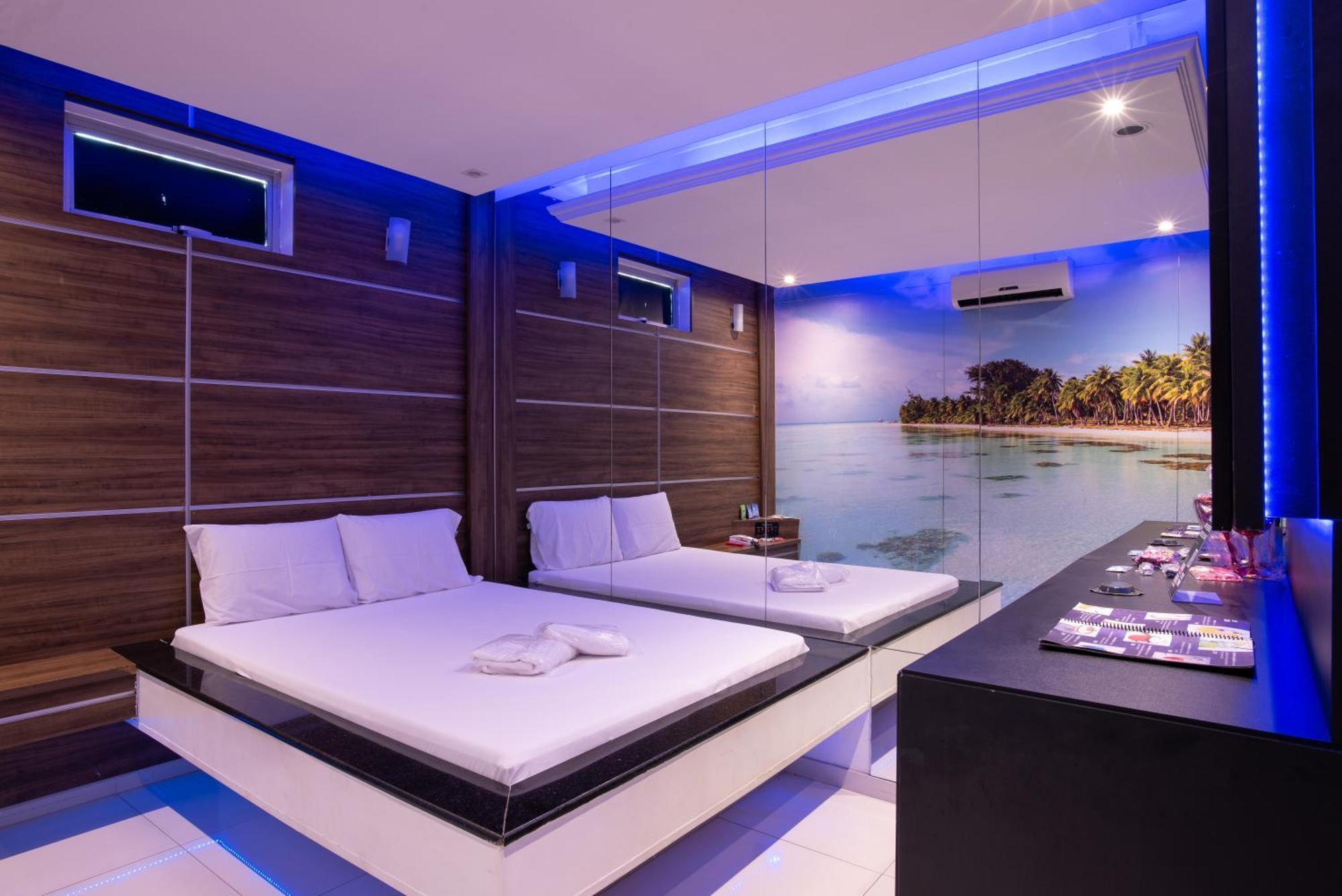 Motel Fantasy 2 (Adults Only) Contagem Exterior foto