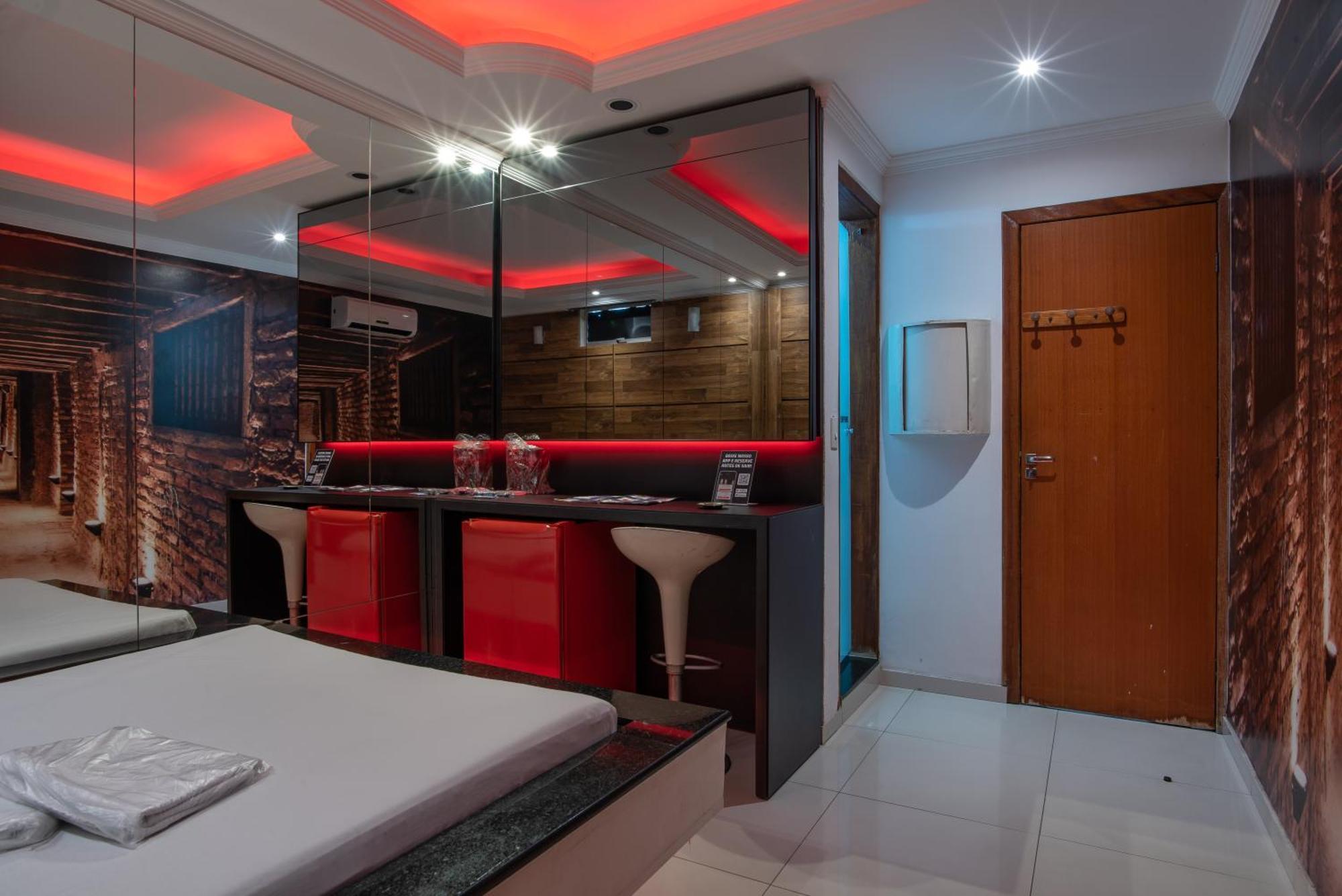 Motel Fantasy 2 (Adults Only) Contagem Exterior foto