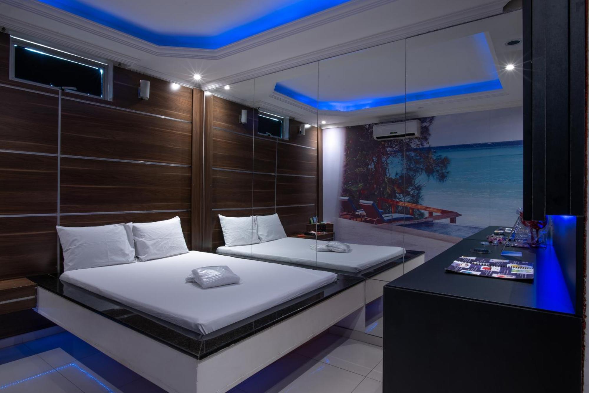 Motel Fantasy 2 (Adults Only) Contagem Exterior foto