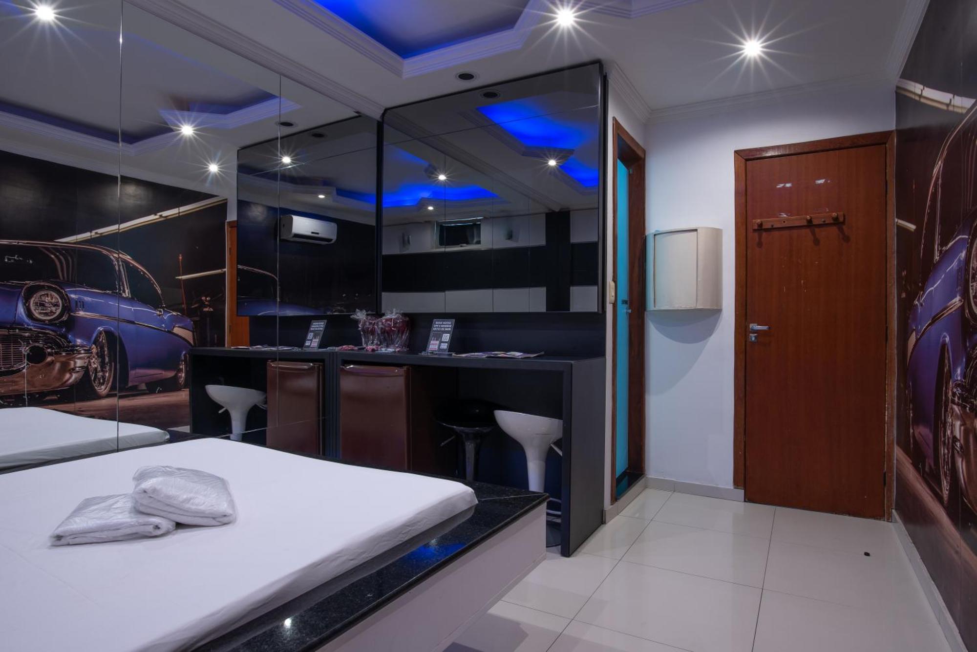 Motel Fantasy 2 (Adults Only) Contagem Exterior foto