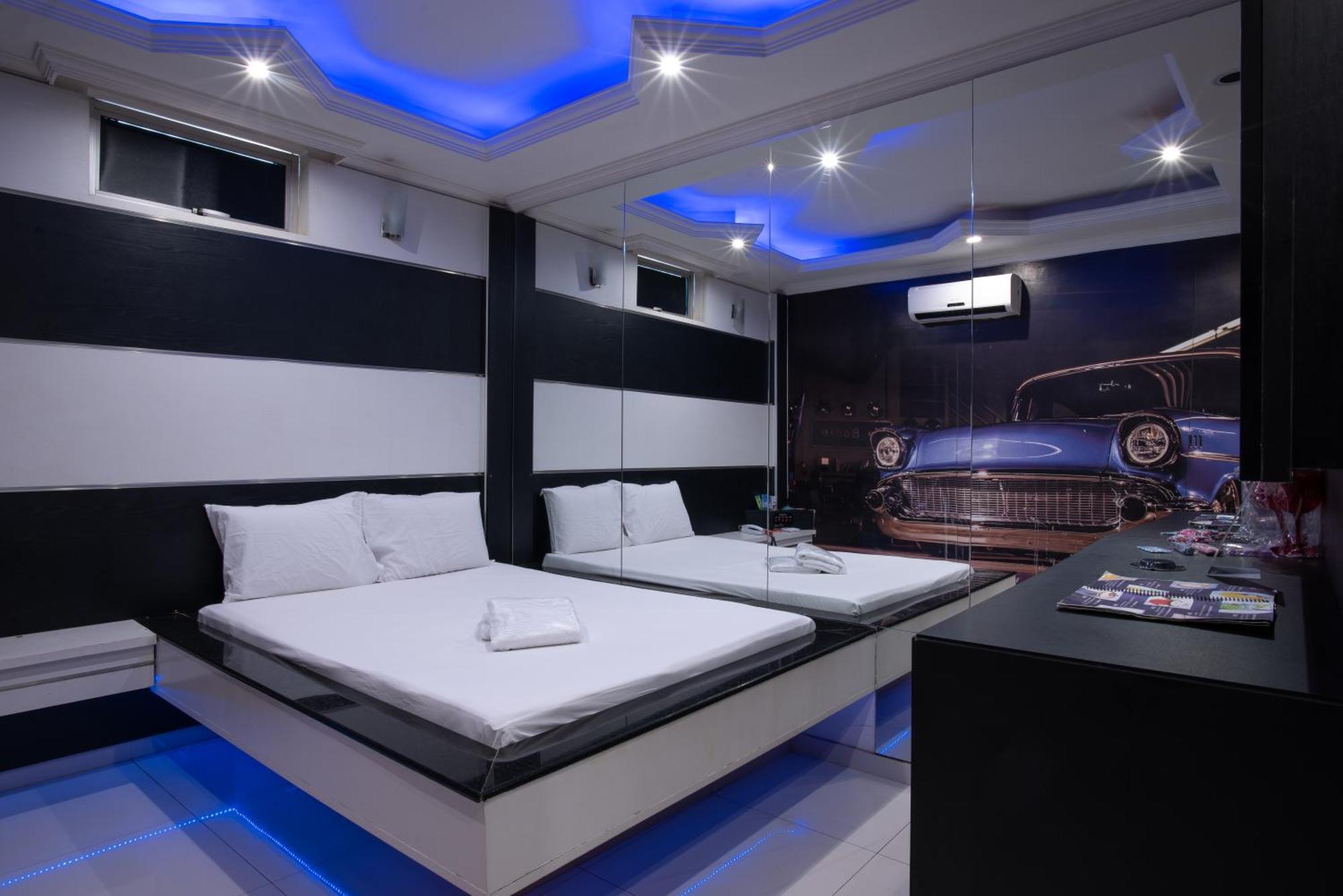 Motel Fantasy 2 (Adults Only) Contagem Exterior foto