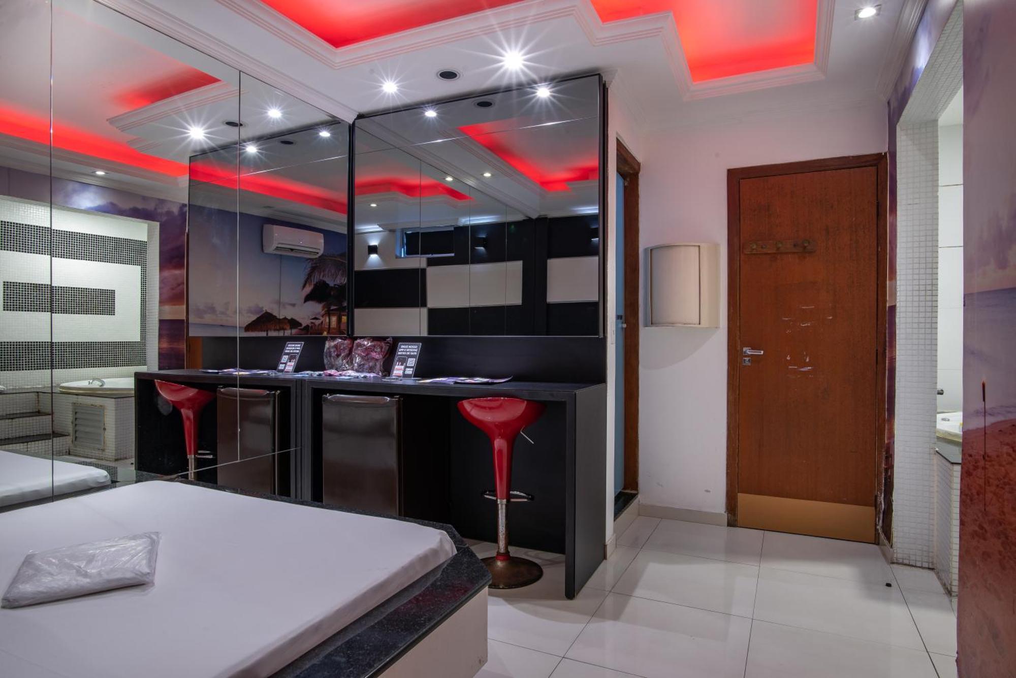 Motel Fantasy 2 (Adults Only) Contagem Exterior foto