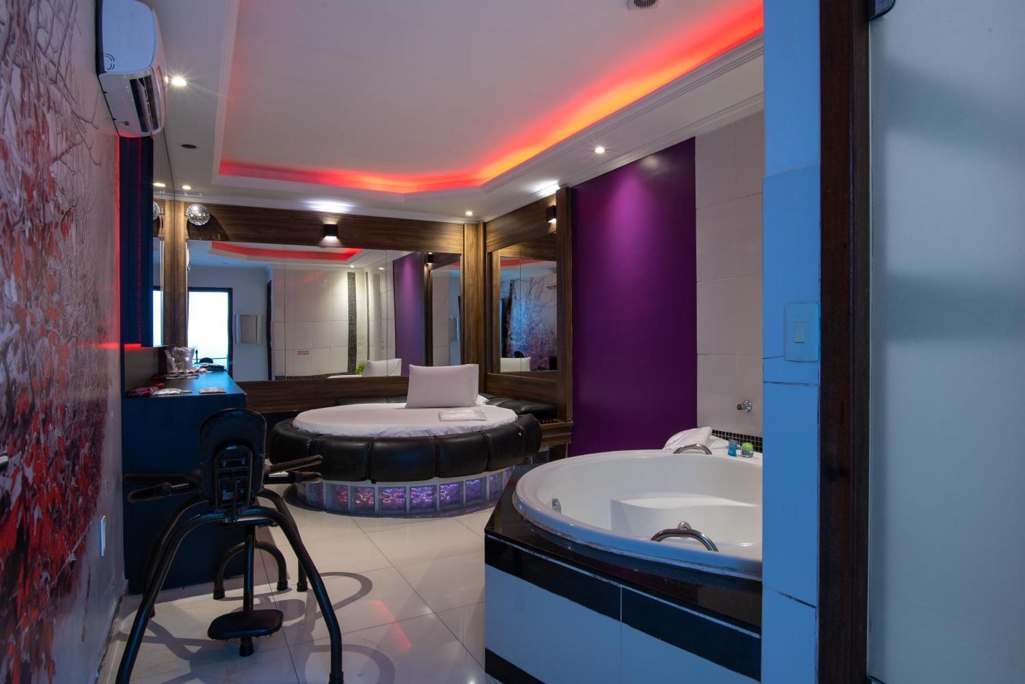 Motel Fantasy 2 (Adults Only) Contagem Exterior foto
